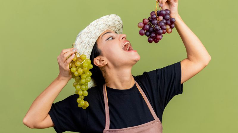 Do grapes help people lose weight? How much to eat, advantages