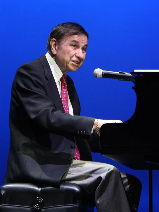 Legendary Mary Poppins Songwriter Richard Sherman Dies at 95
