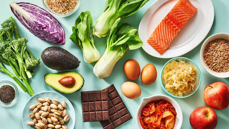 9 Nutrient-Packed Foods to Improve Your Mood